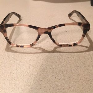 Warby Parker Sims glasses in Petal Tortoise